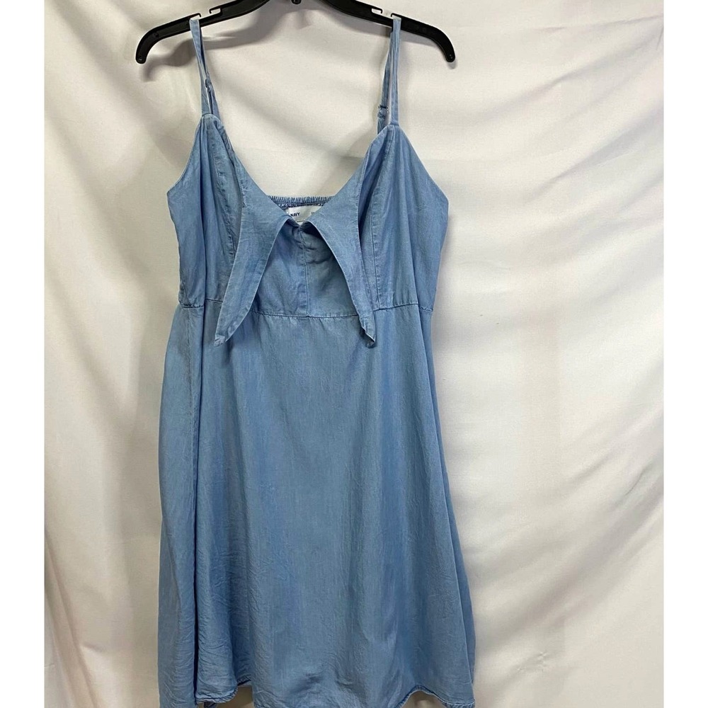 Old Navy Woman's  XL Chambray Blue Gingham Front Tie Dress